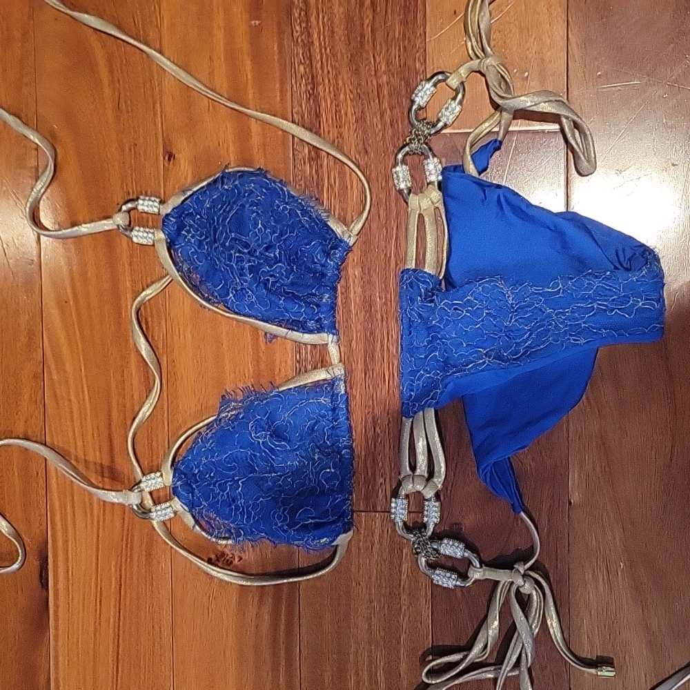 Beach Bunny Lace Bikini